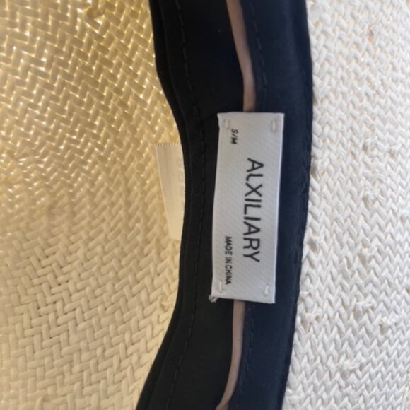Aritzia Auxiliary Beach Hat/Fedora - Picture 3 of 4